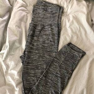 Nike Pants - Nike High-Waisted Leggings Nike Pants - Nike High-Waisted Leggings